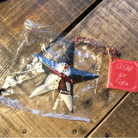 Metal star ornaments with painted snowmen - Picture 4 of 4